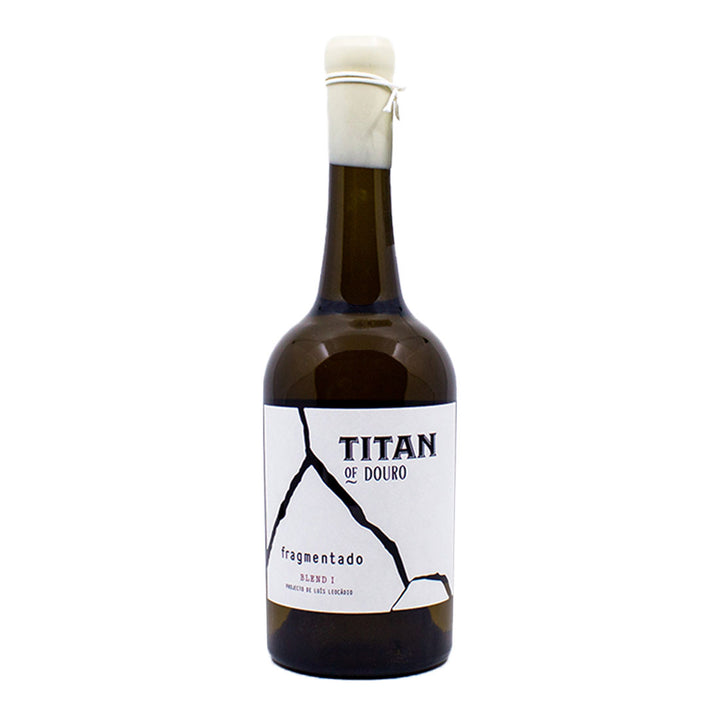 Titan Fragmentado Branco