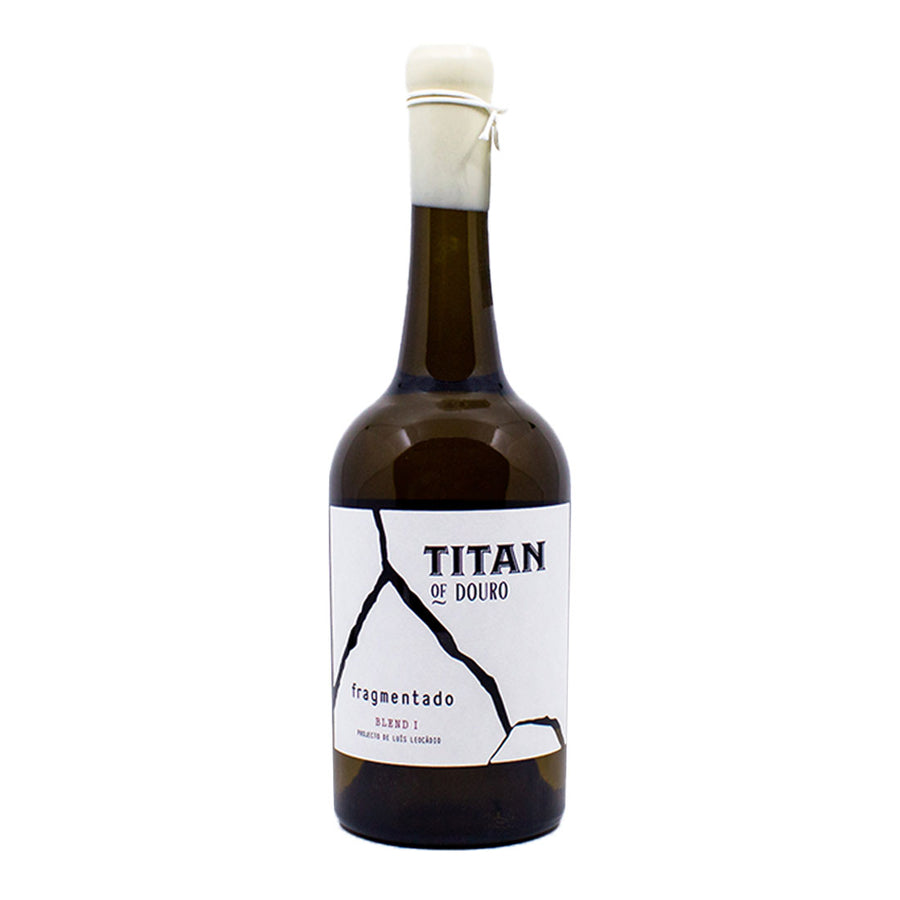 Titan Fragmentado Branco